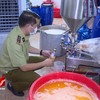 Phát hiện cơ sở sản xuất mỹ phẩm nghi giả mạo thương hiệu nước ngoài