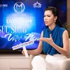 Siêu mẫu Minh Tú kể chuyện bị phạt 2 triệu đồng vì… chai nước tương