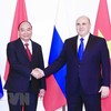 Chủ tịch nước Nguyễn Xuân Phúc hội kiến Thủ tướng Nga Mishustin