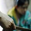 Truy bắt người đàn ông sát hại vợ