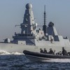 Vụ trục hạm HMS Defender bị bắn cảnh cáo: Nga nói ‘có’, Anh bảo ‘không’