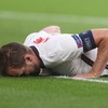 Harry Kane vô hại trong trận hòa bạc nhược của tuyển Anh