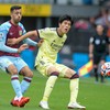 Hậu vệ Nhật Bản thoát cảnh bị bỉ bôi ở Arsenal