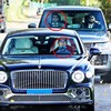 Vì sao Ronaldo được chạy xe có vô lăng bên trái ở Anh?