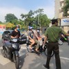 Hà Nội tiếp tục hỏa tốc yêu cầu các đơn vị, cơ quan trên địa bàn làm việc trực tuyến, hạn chế cán bộ công chức ra đường