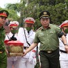 Tiễn biệt người lính cứu hỏa dũng cảm Đặng Anh Quân