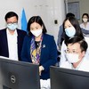 Lãnh đạo Thành ủy biểu dương CDC Hà Nội gồng mình hết sức chống dịch