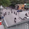 Xử lý những trường hợp ''phớt lờ'' cầu bộ hành, băng qua đường