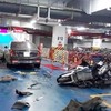 Xe ô tô đâm hàng loạt xe máy, thông chốt bảo vệ khiến 1 người bị thương