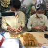 Giá vàng trong nước “rơi tự do” sau nghi vấn thao túng giá