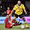 Các ngôi sao Việt Nam thua đậm đội huyền thoại Dortmund