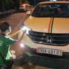 Nghiên cứu bổ sung quy định yêu cầu dán thẻ định danh là bắt buộc trong đăng kiểm