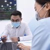 Nhân sự dịch chuyển hướng nào để không bị Covid-19 nhấn chìm?