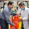 Đón người dân về quê an toàn, chăm lo để mọi người đều có một cái Tết ấm no, hạnh phúc