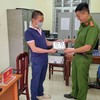 Người dân Hà Nội phấn khởi đi đăng ký xe tại 183 xã, thị trấn trên toàn thành phố