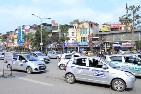 Hà Nội vẫn muốn chia vùng hoạt động của taxi trên địa bàn
