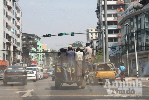 Giao thông Yangon - Hà Nội hai thái cực đáng suy nghĩ (2) ảnh 4