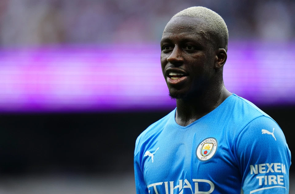 Benjamin Mendy của Man City bị bắt vì tội hiếp dâm