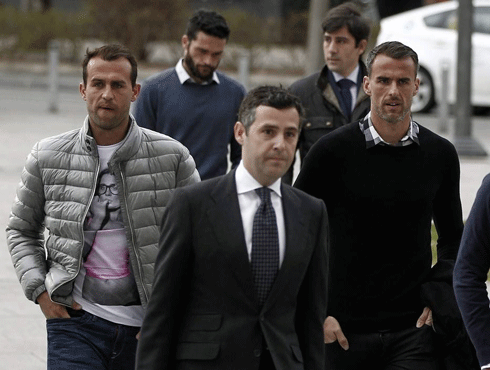 Ba cầu thủ hầu tòa vụ bán độ chấn động La Liga ảnh 1