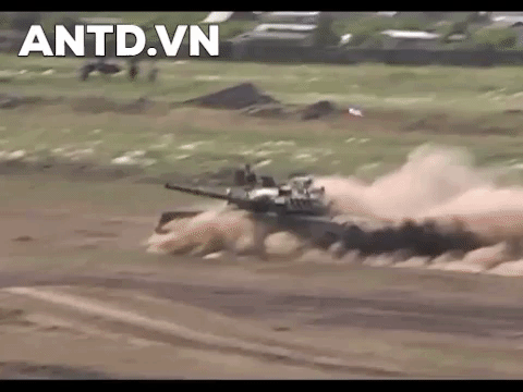 [Infographic] Phương Tây mỉm cười khi Nga phải gọi tái ngũ hàng loạt "xe tăng bay" T-80 ảnh 1
