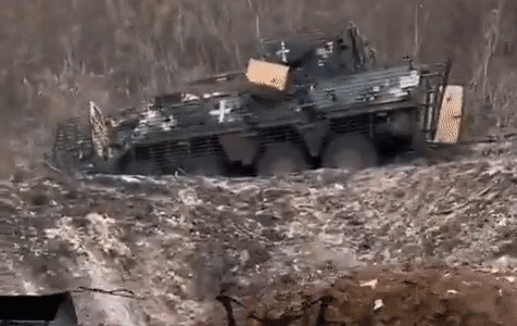Quân đội Ukraine phải bỏ lại thiết giáp BTR-4M cực mạnh vì lý do bất ngờ ảnh 1