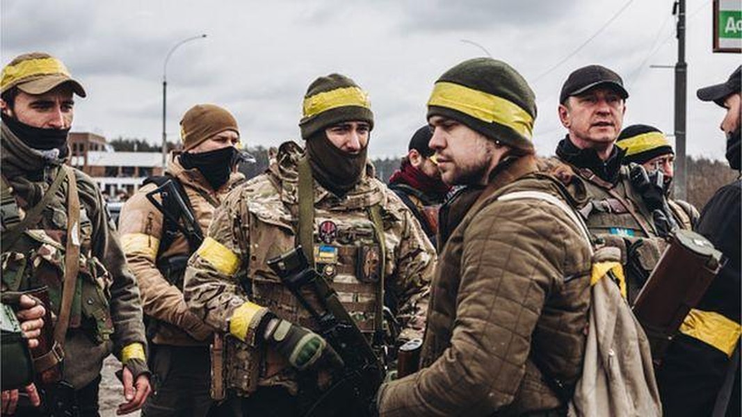 Lính đánh thuê người Anh nói về trải nghiệm 'hỏa lực khủng khiếp của Nga' ở Ukraine
