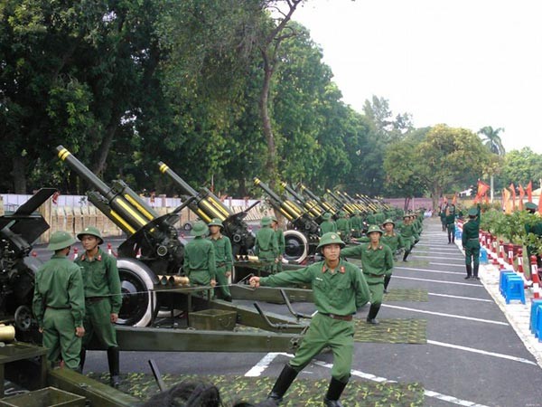 [Infographic] Tìm hiểu uy lực khẩu pháo dùng trong nghi lễ của Việt Nam ảnh 1