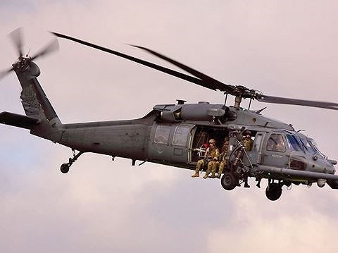 [ẢNH] "Diều hâu đen" UH-60A Mỹ nghỉ hưu, tạm biệt một huyền thoại ảnh 11