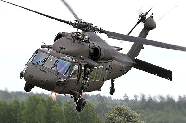 [ẢNH] "Diều hâu đen" UH-60A Mỹ nghỉ hưu, tạm biệt một huyền thoại ảnh 16