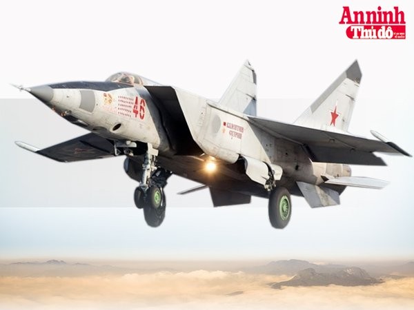 [Infographic] MiG-25-Cơn ác mộng một thời của phương Tây ảnh 1