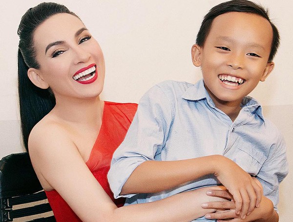 Hồ Văn Cường Va 4 Co Con Gai Xinh đẹp Của Phi Nhung Giờ Ra Sao