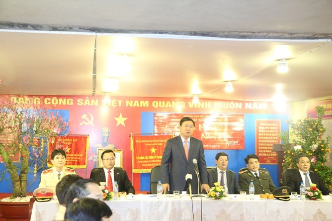 Bộ trưởng Bộ GTVT Đinh La Thăng biểu dương lực lượng CSGT Thủ đô