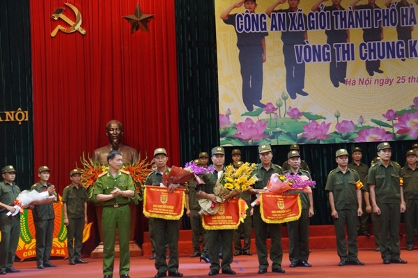 Đội Đông Anh giành giải Nhất hội thi Công an xã giỏi năm 2015 ảnh 4