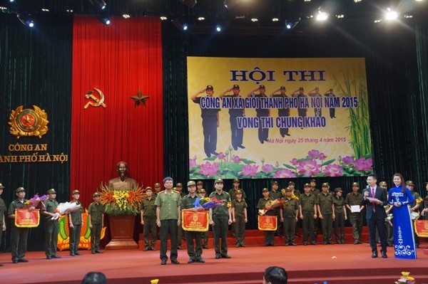 Đội Đông Anh giành giải Nhất hội thi Công an xã giỏi năm 2015 ảnh 3