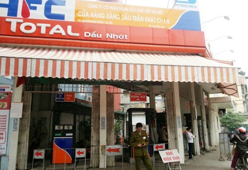 Cửa hàng xăng dầu 436 Trần Khát Chân