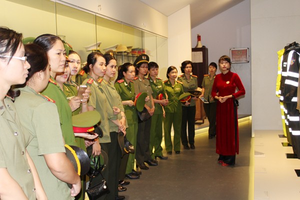 Công an Thủ đô thường xuyên quan tâm công tác giáo dục chính trị tư tưởng, đặc biệt là đối với cán bộ trẻ