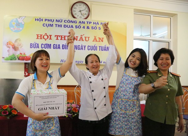 Sôi nổi hội thi nấu ăn phụ nữ cụm thi đua số 4 và 5 CATP. Hà Nội ảnh 7