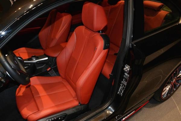 BMW làm mới M235i Coupe bằng gói nâng cấp M Performance ảnh 6