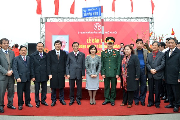 Gắn biển 3 tuyến đường mang tên danh nhân Võ Chí Công, Võ Văn Kiệt và Đại tướng Võ Nguyên Giáp ảnh 4