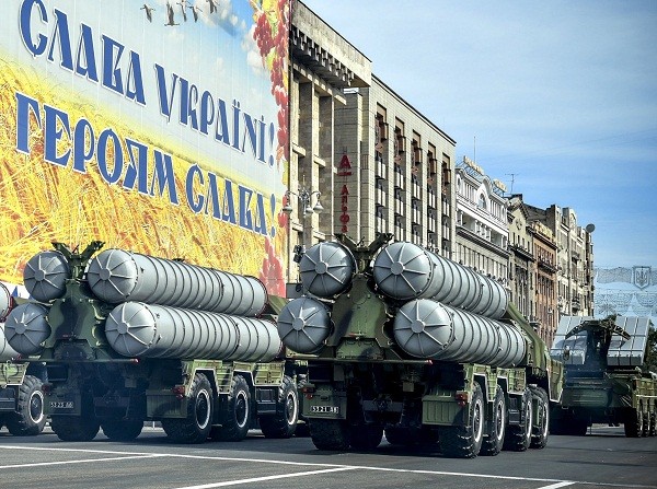 Mỹ muốn Kiev làm chủ Ngày Chiến thắng 9-5, Nga "phản pháo" dữ dội ảnh 3