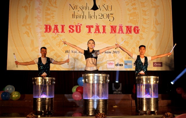 Nữ sinh Đại học Quốc gia khoe tài hết cỡ, khán giả mãn nhãn ảnh 12