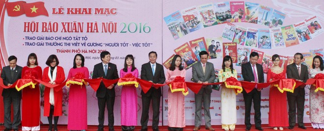 Khai mạc Hội báo Xuân Bính Thân - Hà Nội 2016 ảnh 1