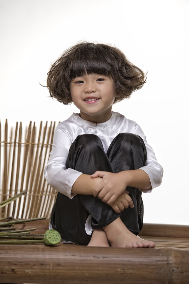 Vẻ hồn nhiên lém lỉnh của con gái diễn viên Thúy Nga