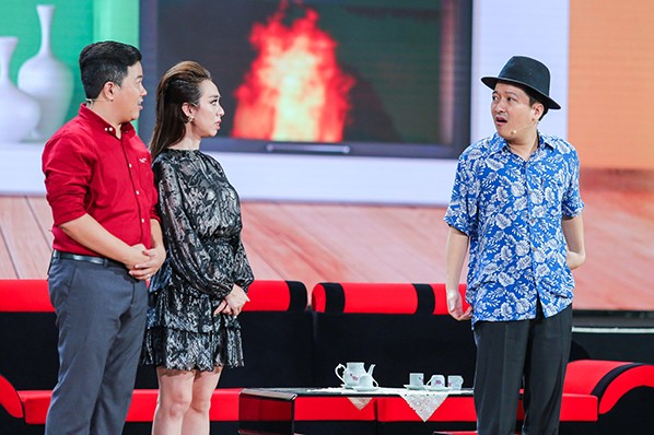 Nhã Phương bất ngờ xuất hiện và hát cùng Trường Giang trong liveshow "Chàng hề xứ Quảng 2 – Về quê" ảnh 8