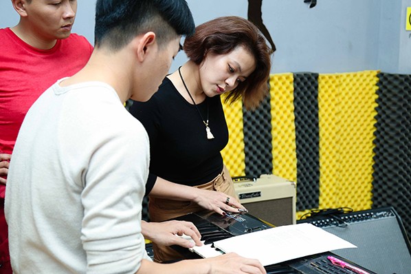 Hải Yến Idol tất bật cho đêm nhạc Top Hit 90 - 20’ ảnh 5