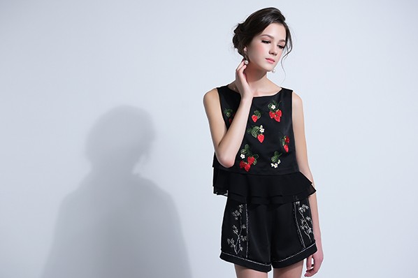Xuân Lê ra mắt bộ sưu tập xuân hè cho phái đẹp ảnh 11