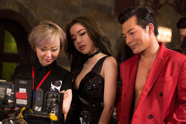 Bộ đôi diễn viên chính và đạo diễn Hoàng Chân Chân