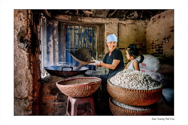 Lễ hội vinh danh làng nghề truyền thống huyện Phú Xuyên là hoạt động thường niên nhằm quảng bá, giới thiệu các sản phẩm làng nghề của huyện