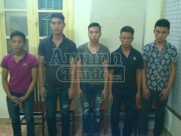 Bắt ổ nhóm cưỡng đoạt tiền của lái, phụ xe khách bến Mỹ Đình ảnh 3