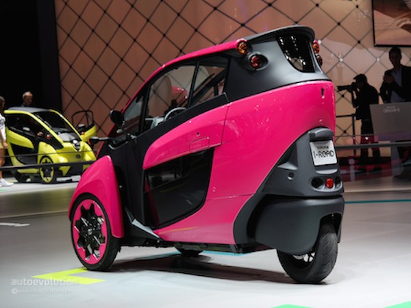 Toyota i-Road hồng rực ấn tượng tại triển lãm xe Paris ảnh 3